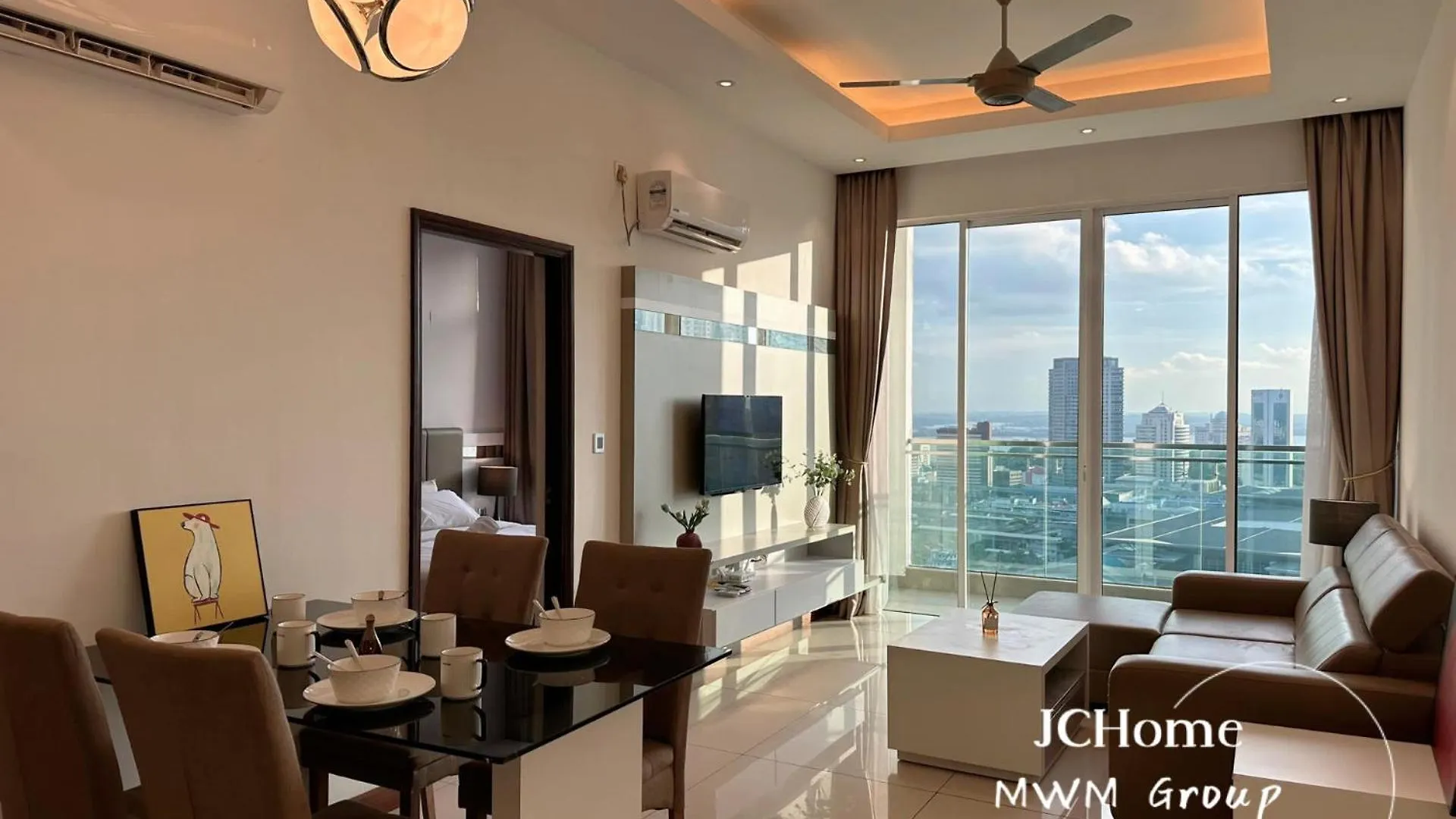 Paragon Suites Jacuzzi Suites Jchome By Mwm Johor Bahru Malajsie
